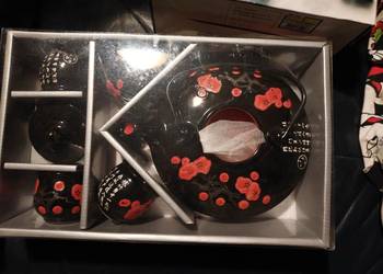 Serwis  do  herbaty   czarny z czajnikiem Nowy