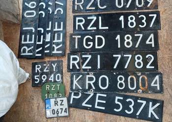 Tablice Rejestracyjne.Książki Napraw PRL.