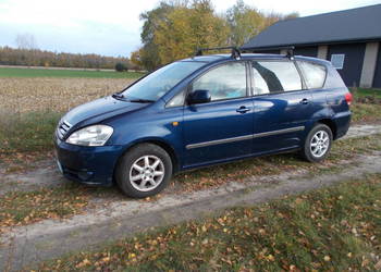 toyota AVENSIS verso 2.0 d4d 03r części z tego samochodu