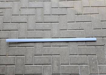 FORD FOCUS MK2 LISTWA DRZWI PRAWA PRZÓD PRAWY 3M51-R20938-BC