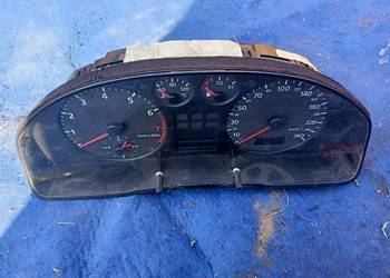 Licznik 8D0 919 861 C VDO Audi A4 B5 (a-11)