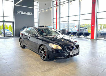 Volvo V40 Ocean Race 1.6 D2 114KM M6 2015 r., NAVI, przebieg tylko 134tys.…