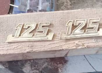 Emblematy na boczki WSK