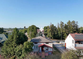 Dom z dużą działką ul. Tomaszowska, Łaszczów