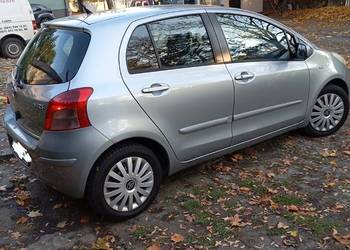 Toyota Yaris 1,3 benzyna