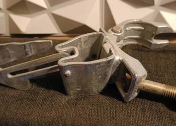 Uchwyty do rusztowań