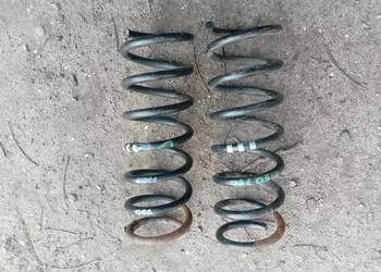 Volvo V50 sprężyny tył 2szt