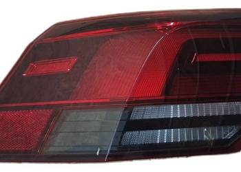 Lampa tylna lewa LED błotnik VW Golf VIII 5H0945095C używana oryginał
