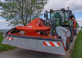 Kosiarki czołowe dyskowe ze zgniataczem pokosu FC 3215