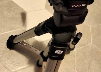 Dwa statywy fotograficzne nowy i kolekcjonerski