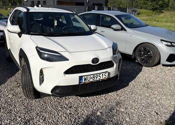 Toyota Yaris Cross Salonowy