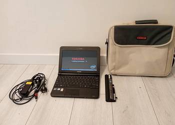 Laptop Toshiba 10 cali