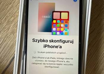 IPhone SE 2020 zbite szkiełko z tyłu
