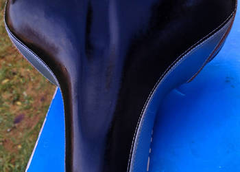 Siodło siodełko rowerowe z amortyzacją.