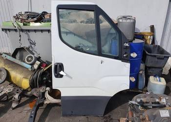 DRZWI PRAWE PRZÓD IVECO DAILY 35S14 2018 DRZWI PRAWE PRZÓD IVECO DAILY 35S14 2018
