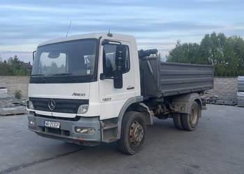 Mercedes Atego 3-stronna wywrotka zarejestrowany jako specjalny