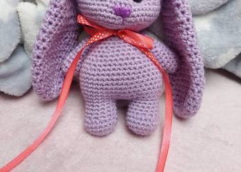 Króliczek wykonany na szydełku Króliczek wykonany na szydełku