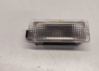 MERCEDES X117 CLA LAMPKA KABINY A0028201401