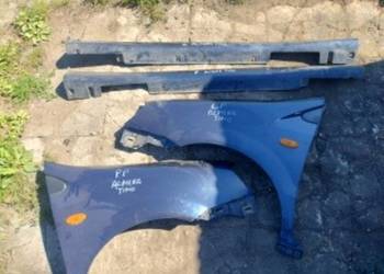 NISSAN ALMERA TINO błotnik przód prawy