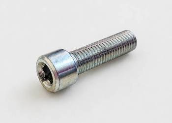 Śruba M7x25 1.0 imbus BMW adapter kolektora ssącego M50 M52 M54 N52