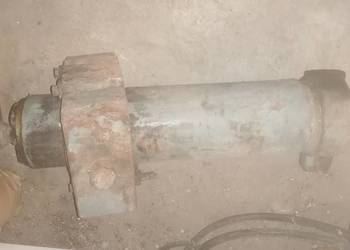 Siłownik do przyczepy autosan d 47 d 55 trzystronny