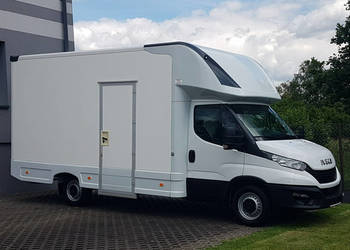 Iveco Daily KONTENER NISKOPODŁOGOWY 4,44x2,23x2,43 SKLEP BAR FOODTRUCK KAM…