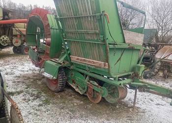 Kombajn do ziemniaków .