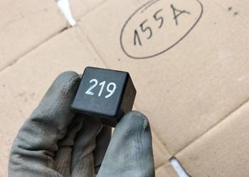 PRZEKAŹNIK 219 443951253AA