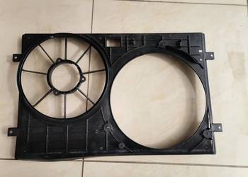 Osłona mocowanie wentylatora chlodnicy 600 121 207F  VW POLO