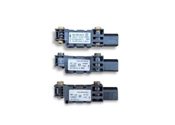 CZUJNIK UDERZENIA AUDI A4 B6 | AUDI A4 B7 8E0959643E 8E0959651B 8E0959651