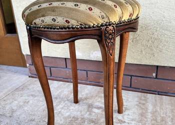 Stołek Ludwik stylowy pufa taboret siedzisko do toaletki