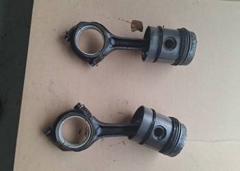 Korbowody z tłokami i pierścieniami po regeneracji ursus C328