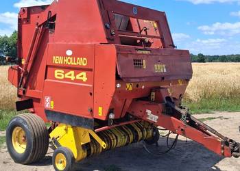 Prasa New Holland 644