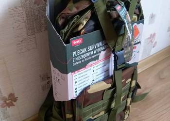 NOWY Plecak survivalowy MORO z niezbędnym wyposażeniem + 15 akcesoriów