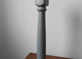 wysoki świecznik, podstawka na świecę