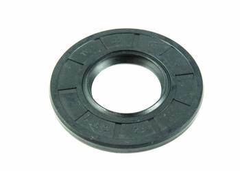 Uszczelniacz wew cylindra pompy kabiny Kubota M7040 30x61x5 30-61-5
