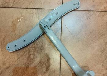 Górne ramię spryskujące do zmywarki Indesit używane.