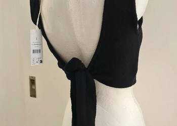 Czarna bluzka wiązana na plecach Na-kd