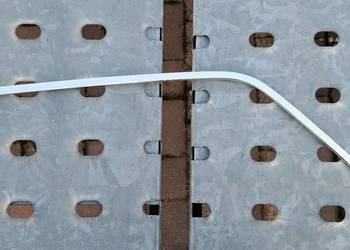 Listwa drzwi prawy przód górna Mercedes W123 sedan