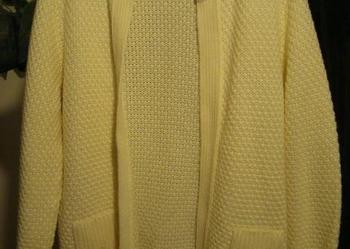 Sweterek kremowy ASPA Lady Strick ładny.