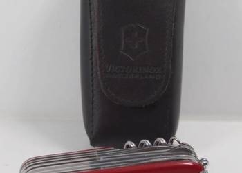 SCYZORYK VICTORINOX 1.6795 (ETUI CZARNE , LATARKA