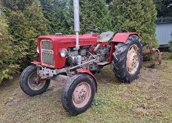 Ciągnik C 328, C 330