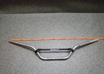 Aluminiowa Kierownica Grubości 22mm Dług 81cm Prosta RENTHAL : Cr Crf Kx Rm