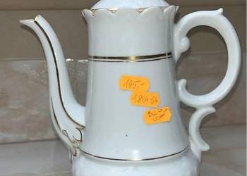 Dzbanek Copenhaga. Bing & Grondahl. Sygnatura niebieska, 1854 - 1864 r.   C