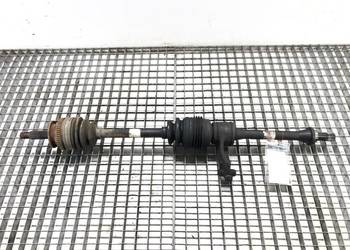 PÓŁOŚ PRAWY PRZÓD HYUNDAI SANTE FE I 2.0 113KM 00-06 PRZEGUB