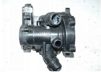 obudowa termostatu pompa VW AUDI SEAT 06L121111H