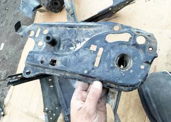 AUDI 80 B4 80B4 PRZEDNI PAS