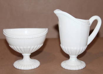 Mlecznik i cukiernica z lat 50-tych nr 1422