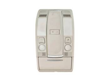 LAMPKA PODSUFITKI OŚWIETLENIE KABINY AUDI A6 C6 4F0951177 4F0947135BQ