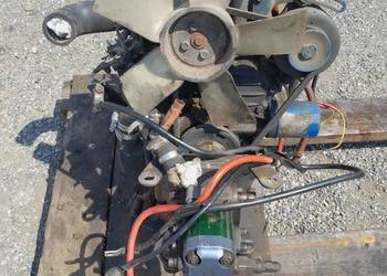 Silnik Kubota D722E, 14,9kW, 2 cylindrowy wraz z pompą hydrauliczną